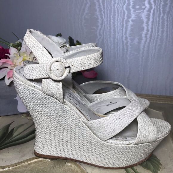 Alice & Olivia Juliet Metallic Platform Wedges Sz 40 - Picture 1 of 15